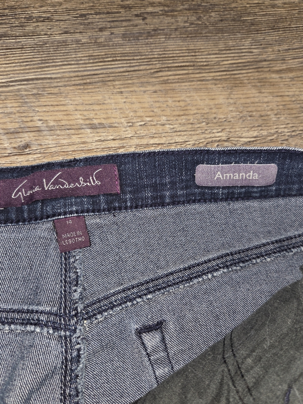 Gloria Vanderbilt Amanda Straight Leg Jeans - Picture 5 of 10